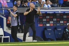 Julián Calero, en un partido con el Cartagena.