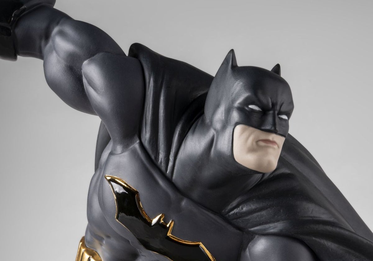 La figura de Lladró sobre Batman.