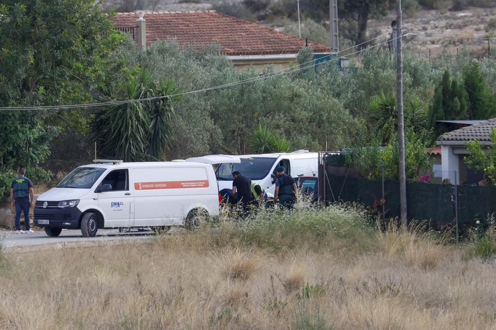 Crimen en Benaguasil (Valencia): un hombre mata a su mujer y a su hijastro y luego se suicida