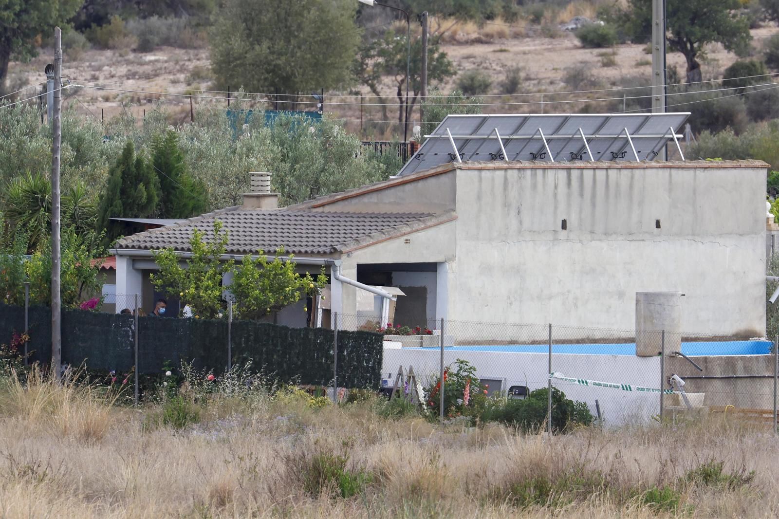 Crimen en Benaguasil (Valencia): un hombre mata a su mujer y a su hijastro y luego se suicida