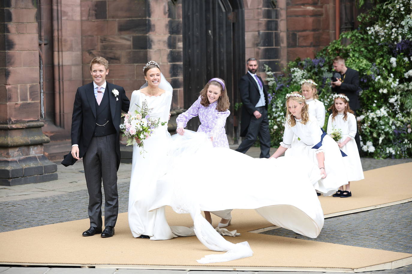 Las imágenes de la boda del duque de Westminster y Olivia Henson en Chester