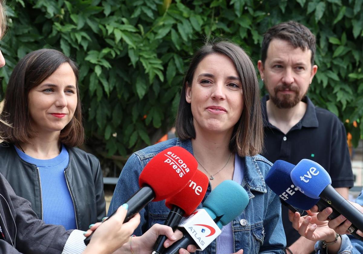 Ione Belarra, la candidata de Podemos a las elecciones europeas, Irene Montero, y el exlíder de Podemos, Pablo Iglesias.