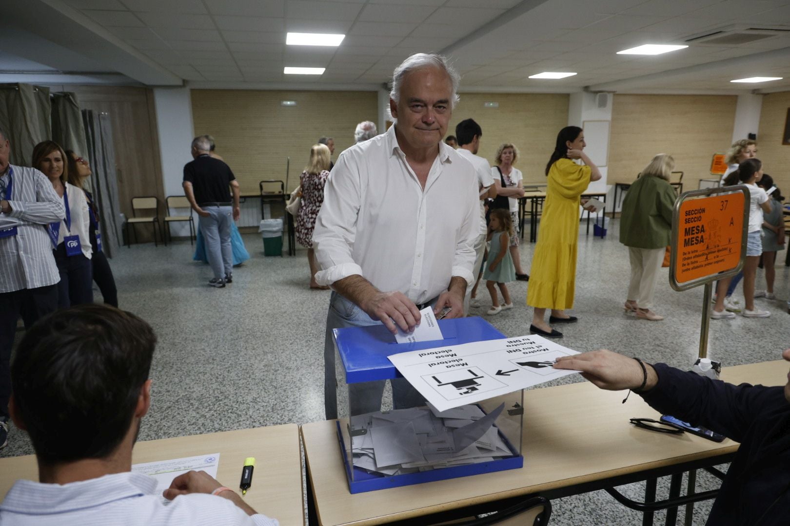 Las mejores imágenes de las votaciones en las Elecciones Europeas 2024