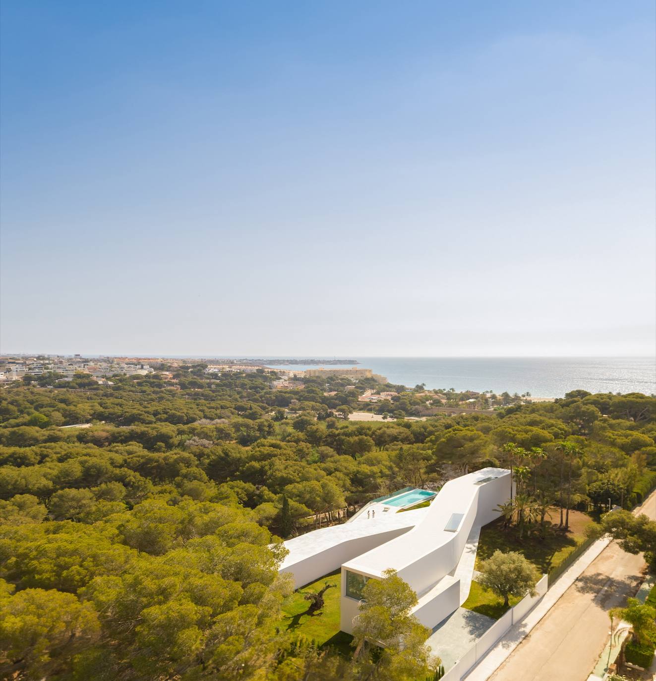 Casa Sabater, la vivienda que simula la subida a una ermita