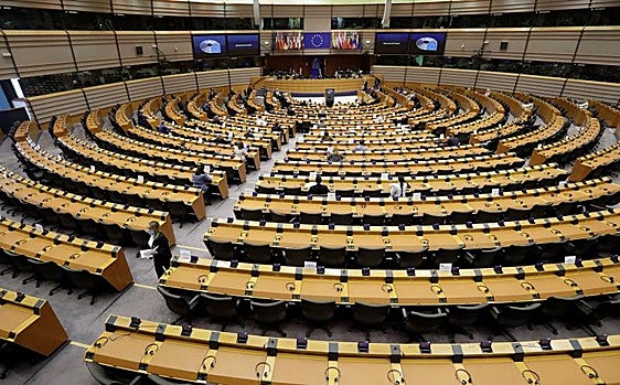 Los 5 eurodiputados valencianos: el desconocido número 2 de Alvise eclipsa a cuatro pesos pesados