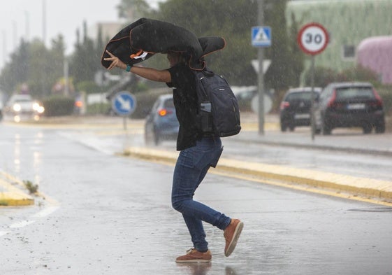 Intensa lluvia, este miércoles, en Valencia.