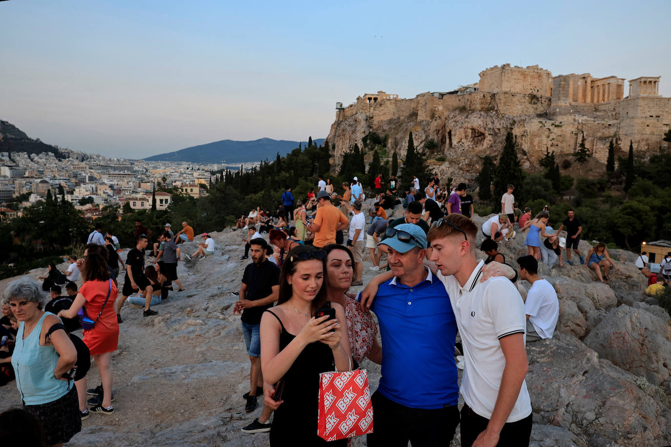 Fotos: la primera ola de calor del verano invade Grecia