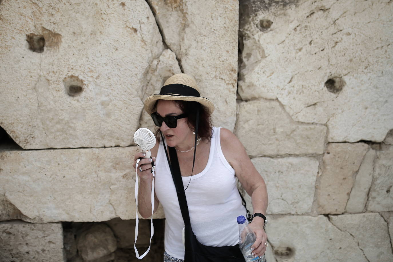 Fotos: la primera ola de calor del verano invade Grecia