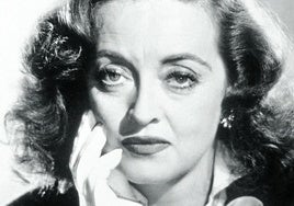 La genial Bette Davis.