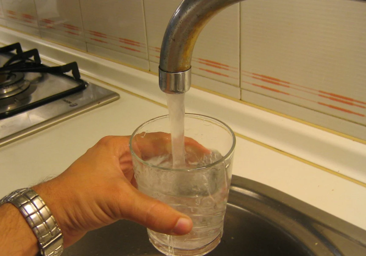 Teulada recomienda no beber agua del grifo hasta no tener los análisis de salinidad