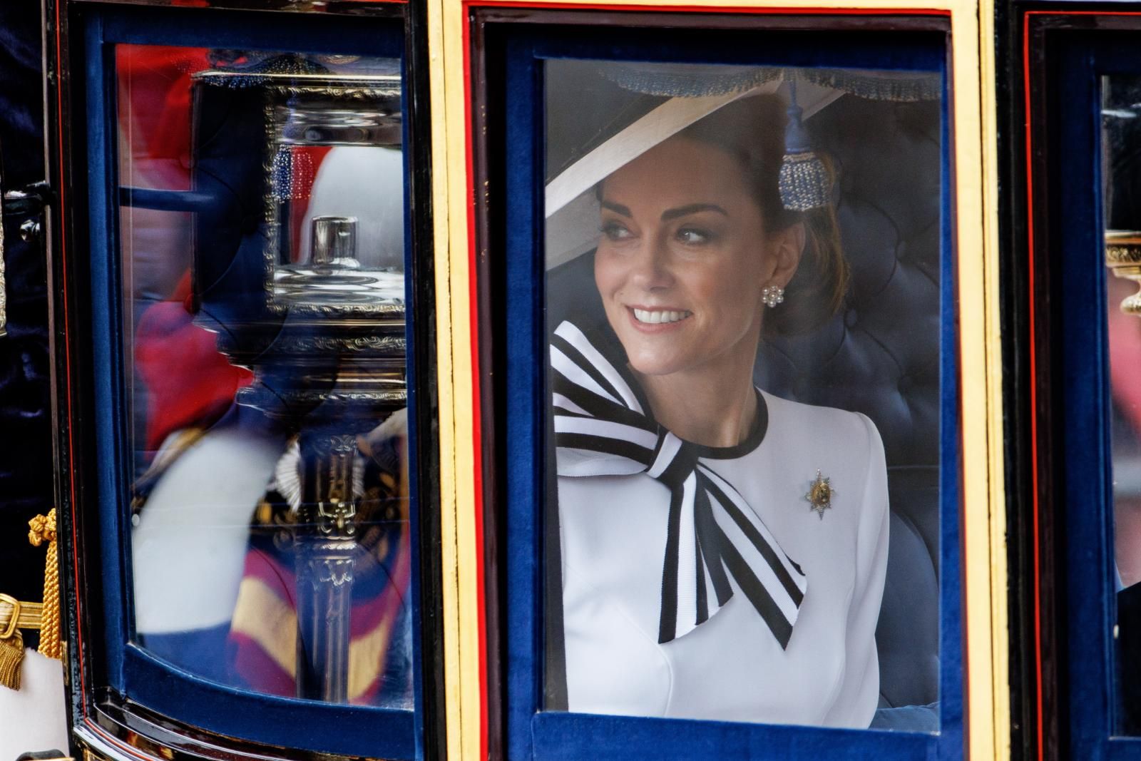 Kate Middleton reaparece en el Trooping the Colour