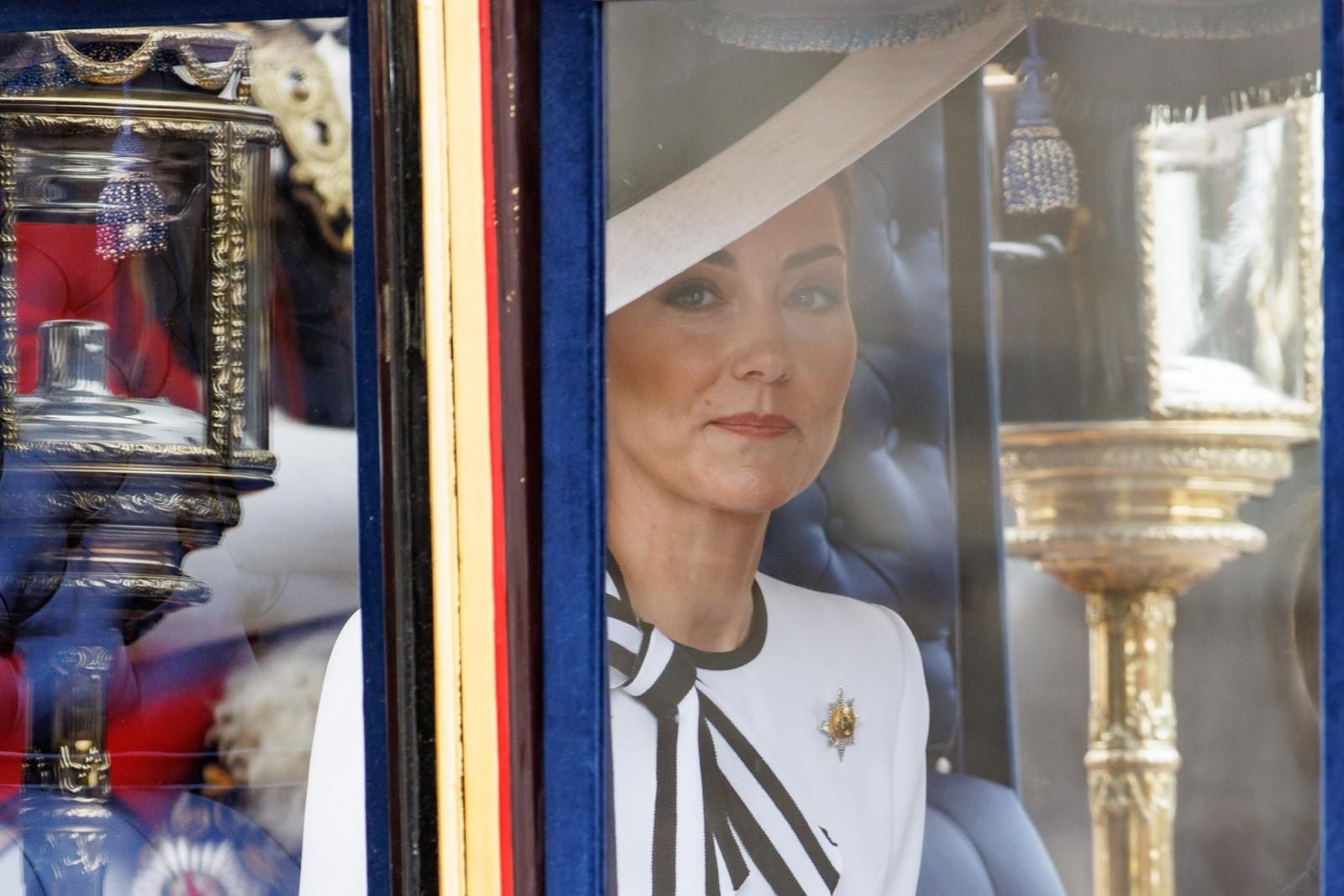 Kate Middleton reaparece en el Trooping the Colour