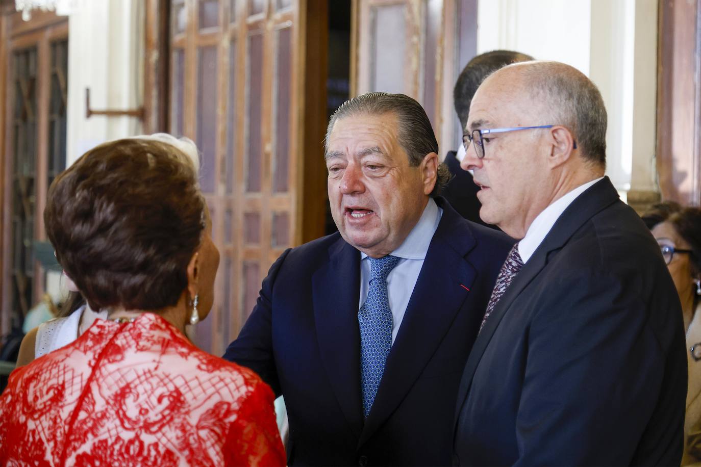 Vicente Ruiz 'El Soro', Enrique Gastaldi, Mónica Duart, José Luis Gorriz, Carmen Pérez, José Luis Nogues, Luis Pla y Julián García Antón fueron los galardonados por la Orden del Querer Saber.