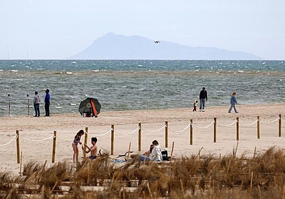 Playa de la Garrofera.