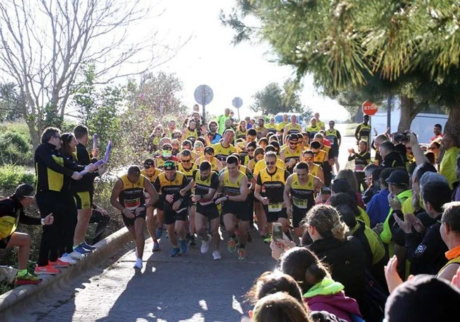 Miembros del Paterna Runners, durante una carrera.