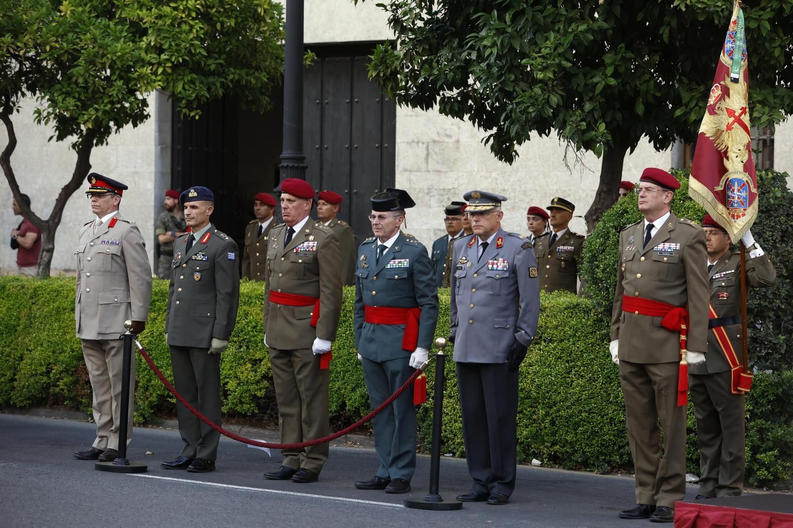 Solemne arriada de bandera en Valencia por el décimo aniversario de la proclamación de Felipe IV como Rey