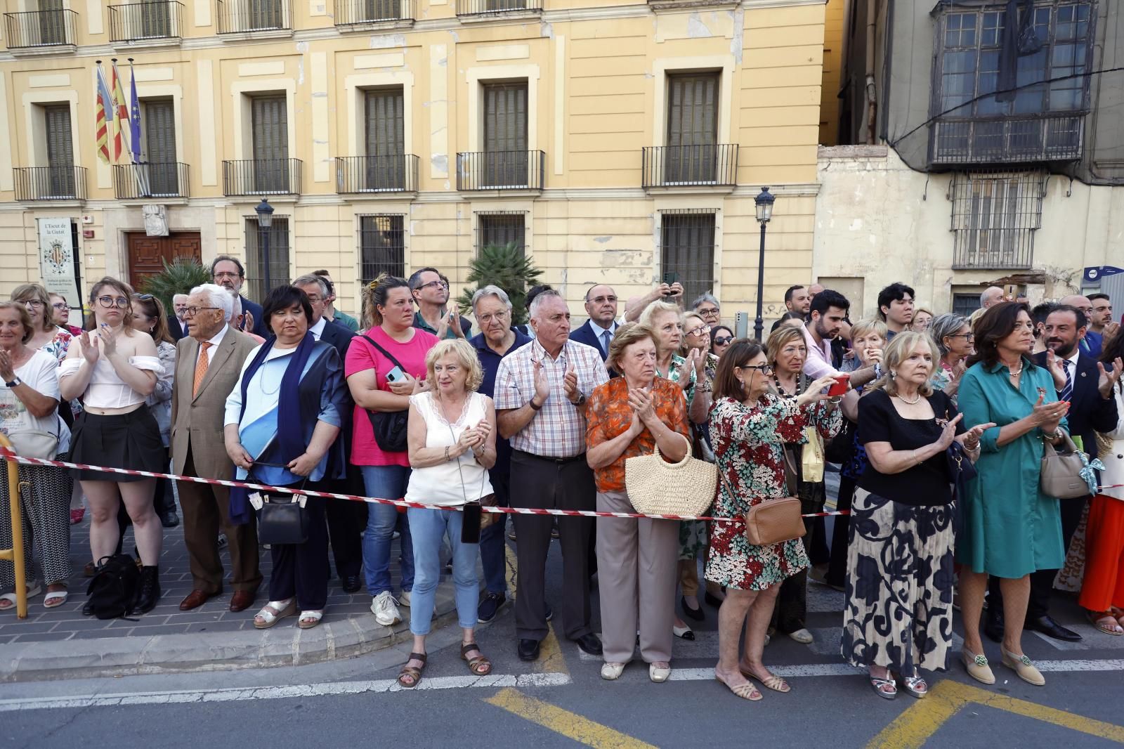 Solemne arriada de bandera en Valencia por el décimo aniversario de la proclamación de Felipe IV como Rey