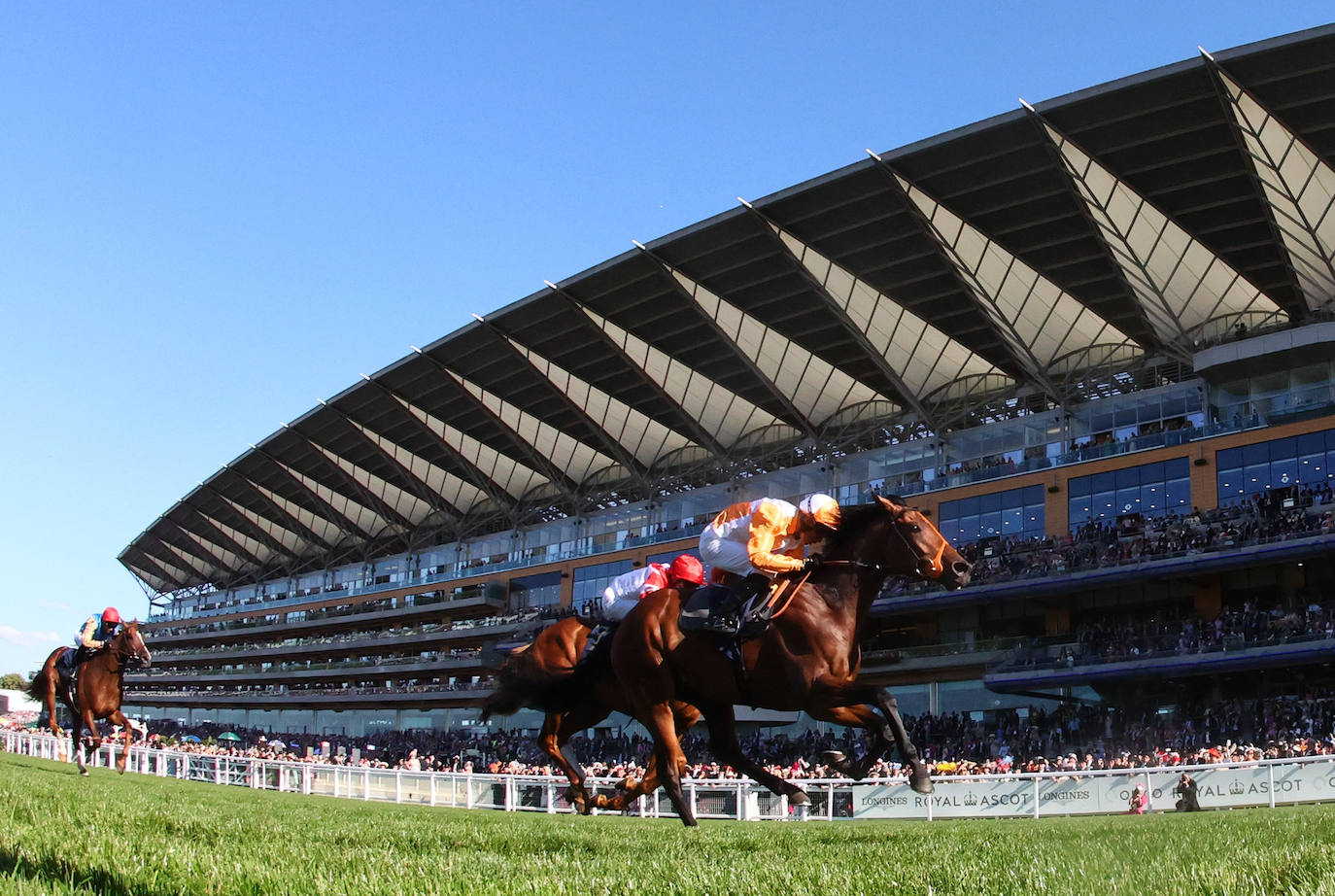 Los reyes Carlos y Camila, protagonistas de las carreras Royal Ascot