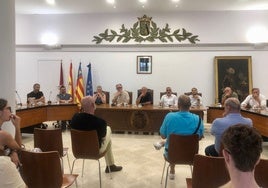 Reunión de la Xarxa d'Alcaldies con el comité de empresa del Hospital de Dénia.