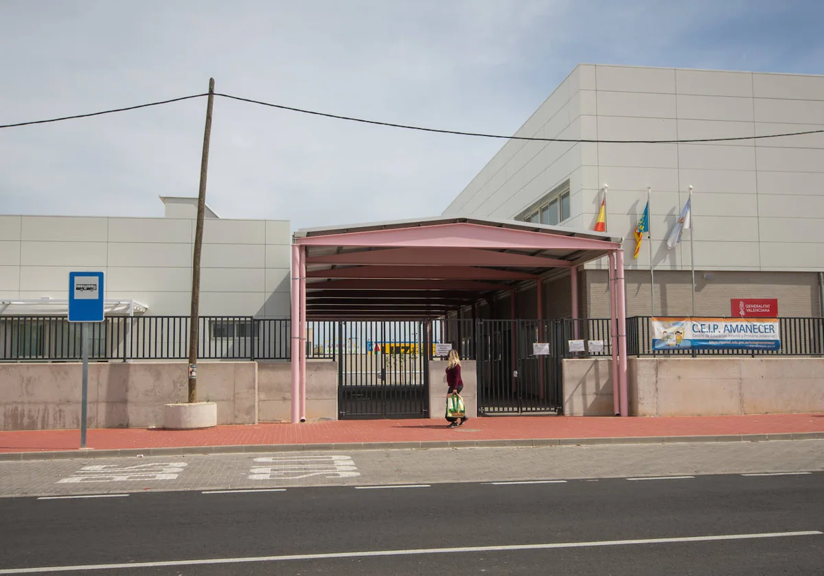 Casi la mitad de colegios de zonas castellanohablantes de la Comunitat aumentan las horas de clase en castellano