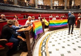 Ediles de Compromís y PSPV durante el pleno.