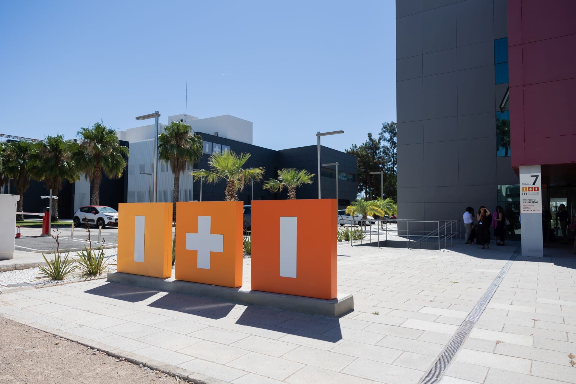 Encuentro de ITI sobre el sector de la salud, la industria y las TIC en la Comunitat