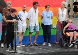 Françoise, durante la lectura del manifiesto del Día del Orgullo.