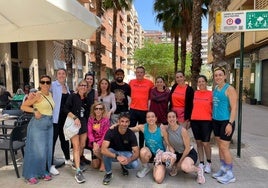 Club Deportivo Benirunner durante una reunión.