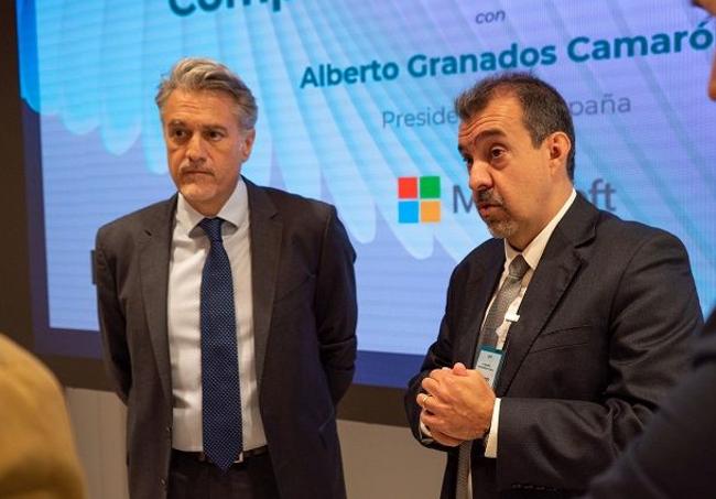 Alberto Granados, presidente de Microsoft, con el Vicepresidente de Lãberit, Fernando Marco