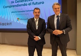 Alberto Granados, presidente de Microsoft, con el Vicepresidente de Lãberit, Fernando Marco