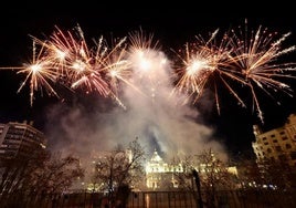 Castillo en la plaza del Ayuntamiento.