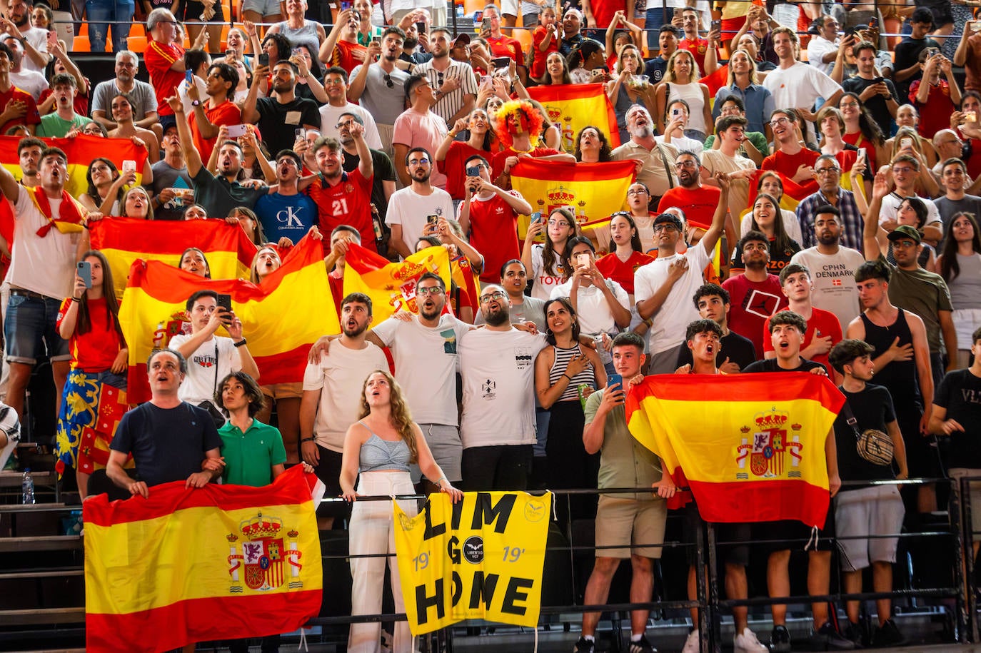 La Fonteta estalla con la victoria de España frente a Francia en la semifinal de la Eurocopa