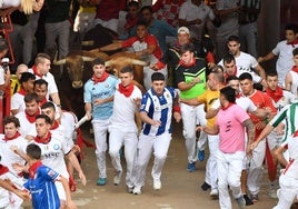 Las mejores imágenes del quinto encierro de San Fermín