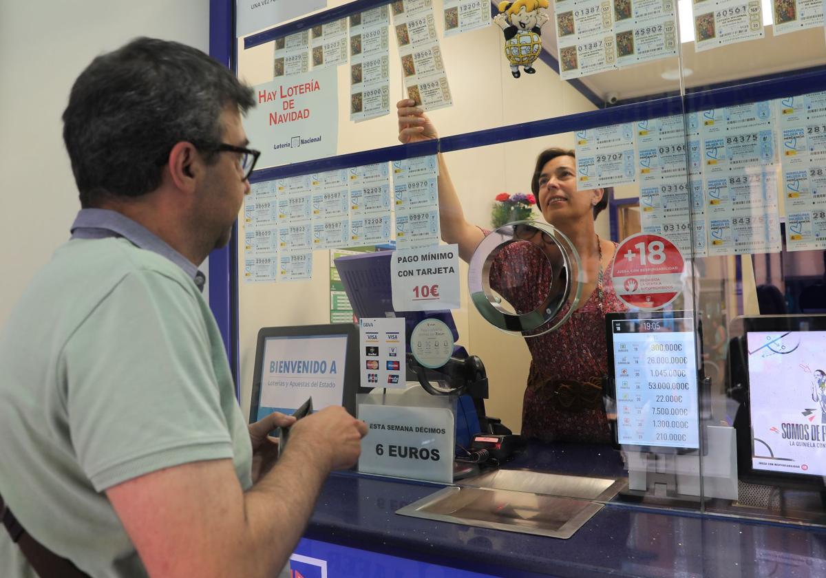 Una administración de loterías en una imagen de archivo.