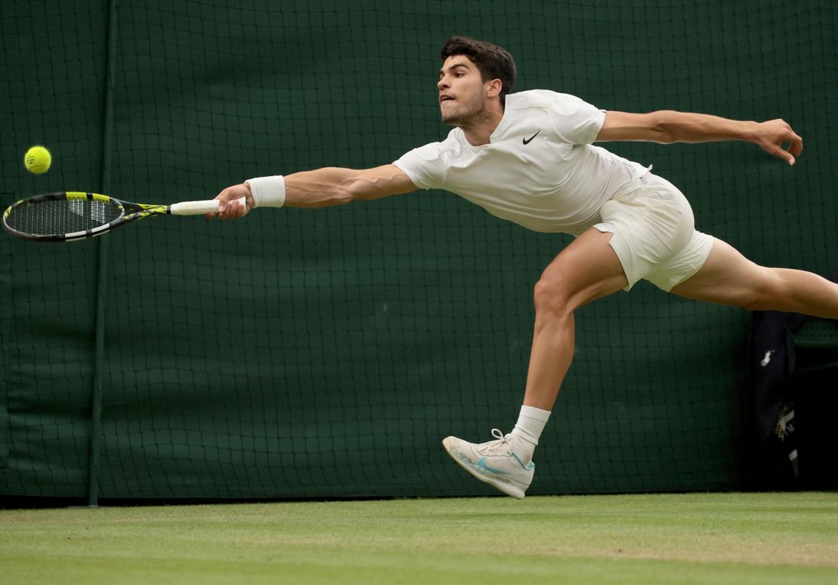 Alcaraz, sobre la pista uno de Wimbledon.