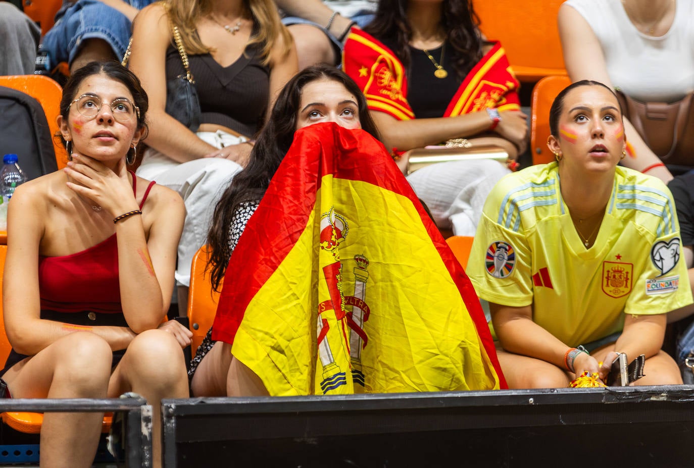 La Fonteta vibra con la final de España en la Eurocopa