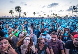 Público en el concierto de Scorpions celebrado en La Marina.