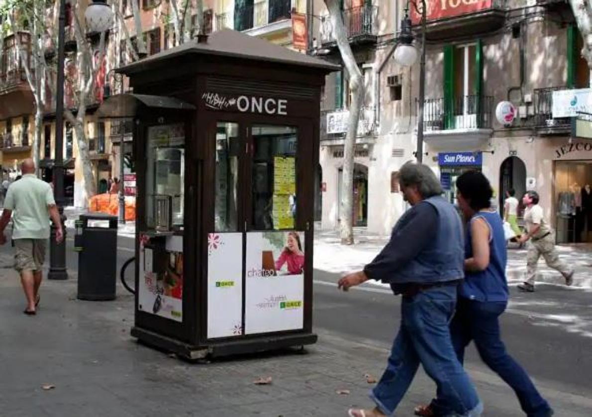 Un kiosco de la ONCE en una imagen de archivo.