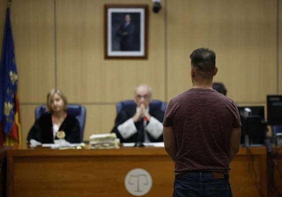 'El Tuvi' durante el juicio celebrado en la Audiencia Provincial de Valencia.