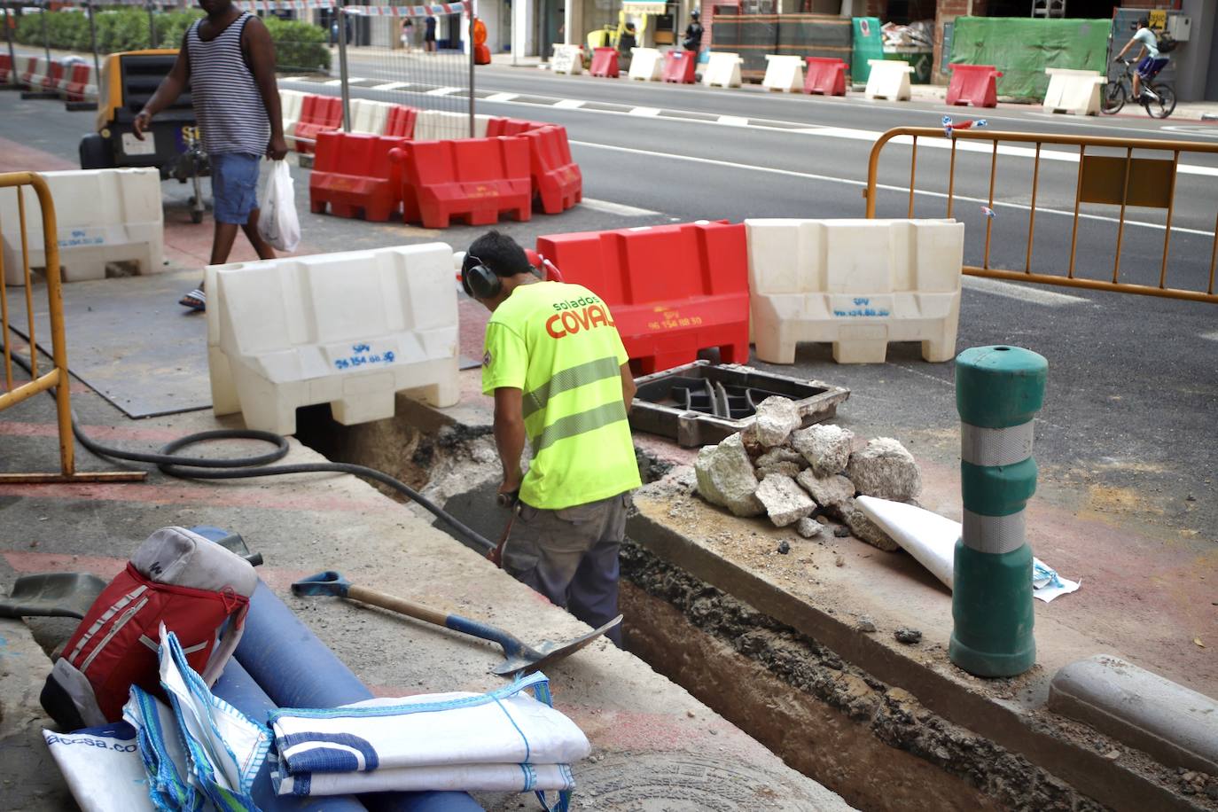 Obras en la avenida Cardenal Benlloch de Valencia