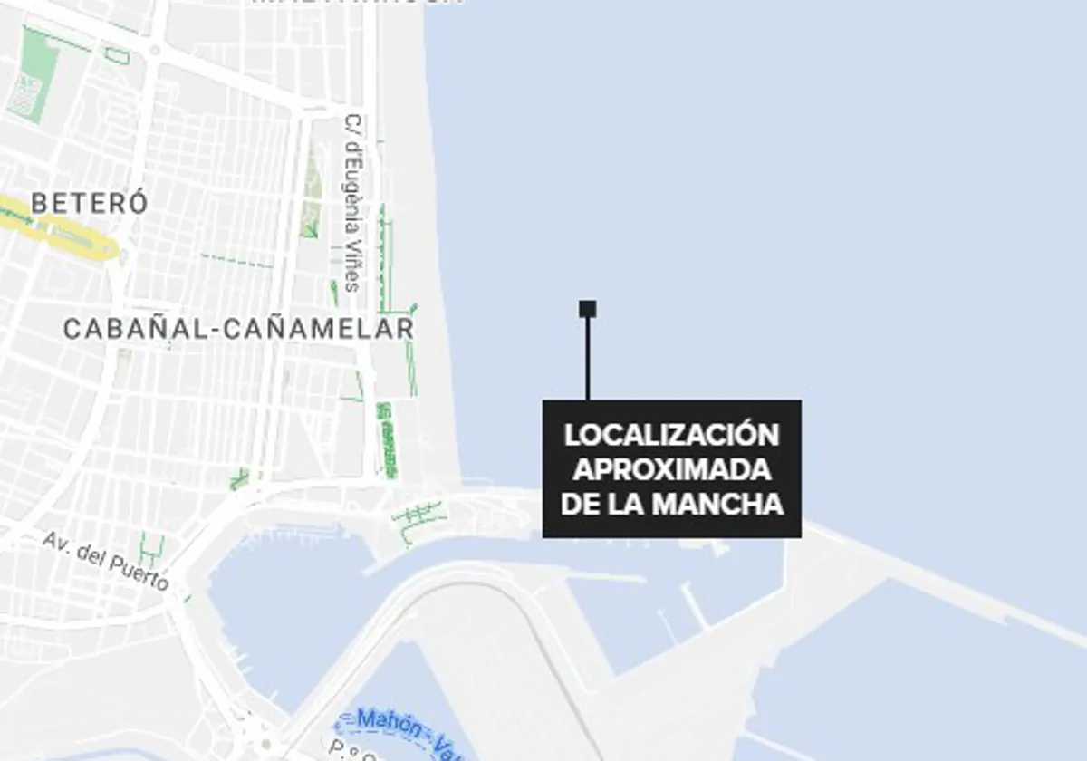 Una mancha en la playa del Cabanyal de Valencia desata la alarma y obliga a desalojar a los bañistas 