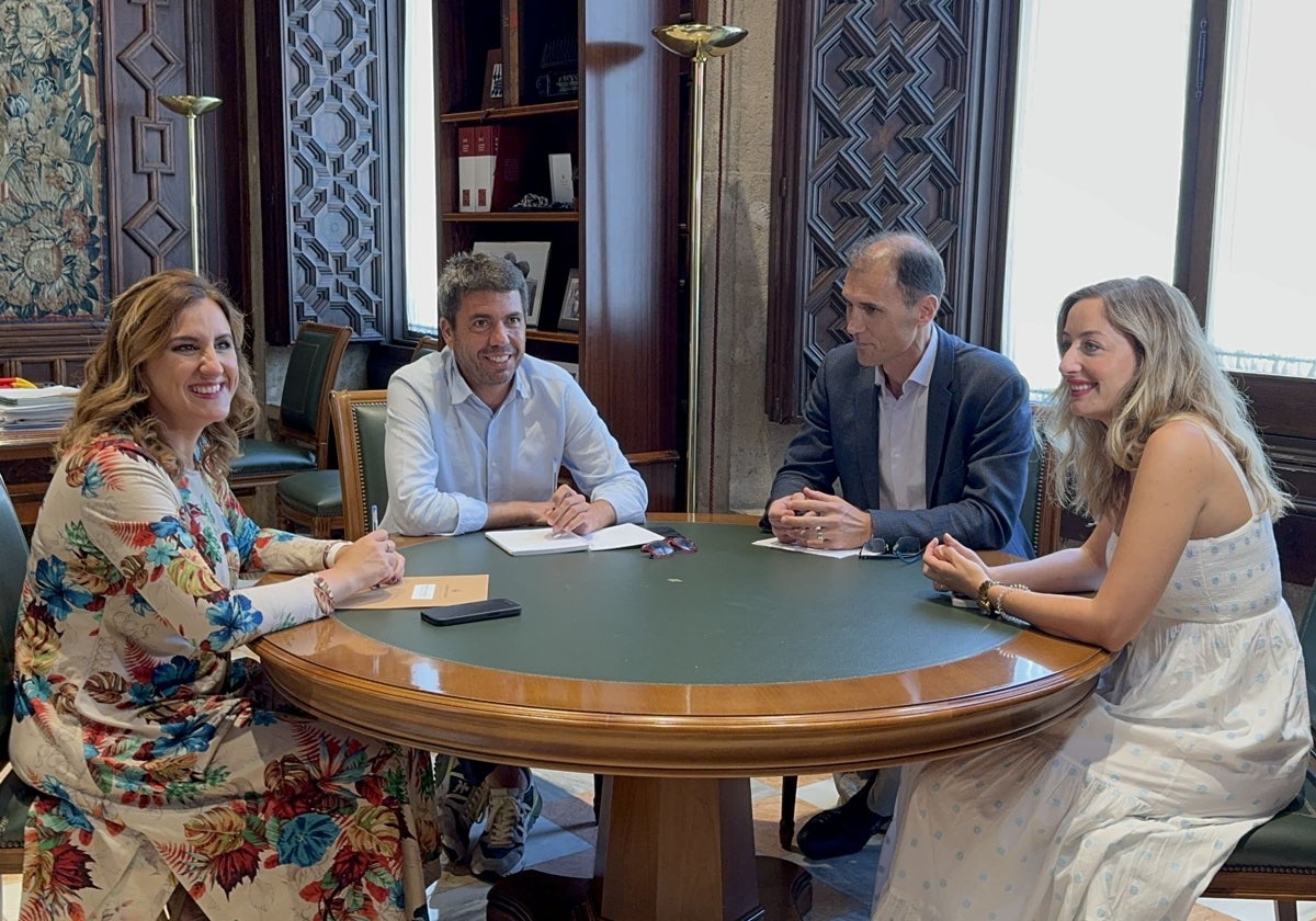 María José Català, Carlos Mazón, Luis Cervera y Rocío Gil durante la reunión sobre el Mundial 2030.