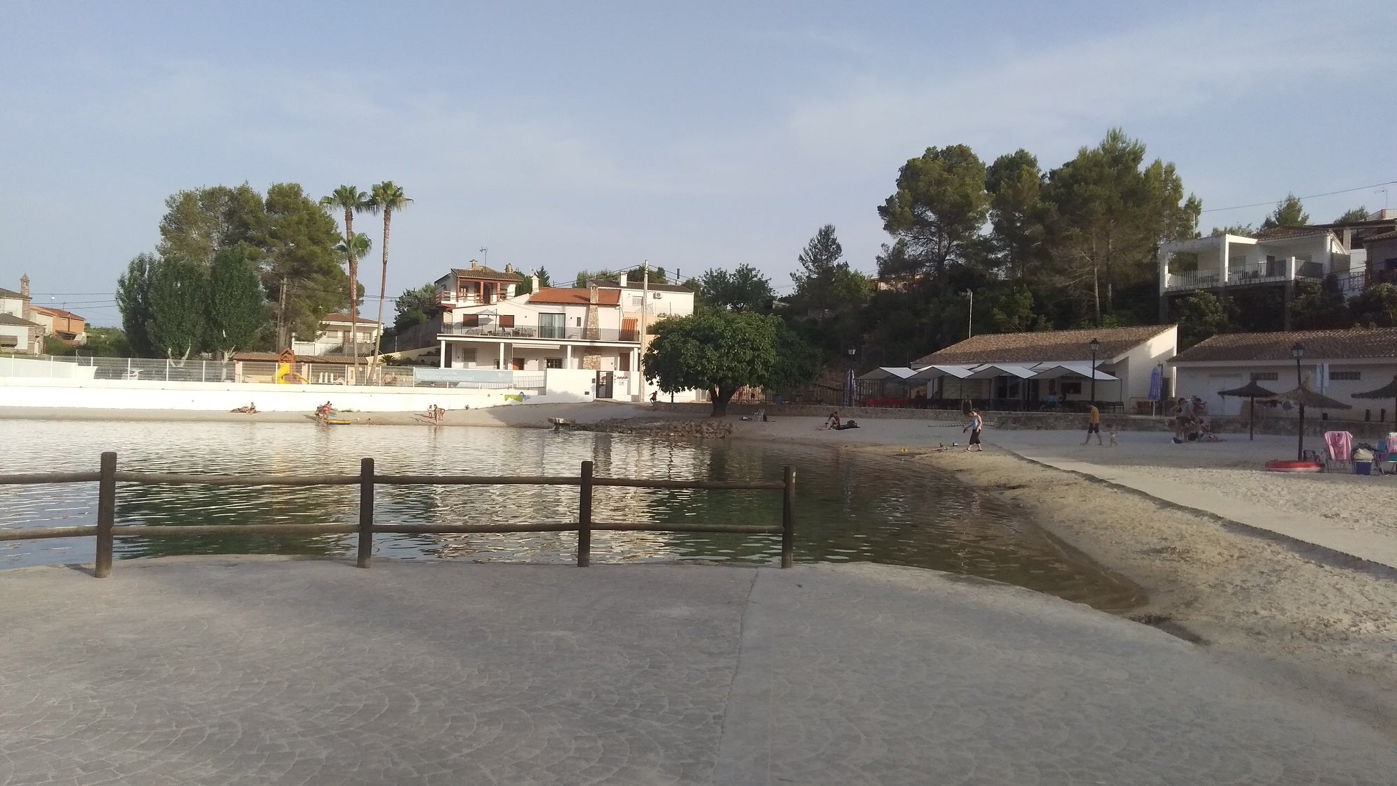 Muere un hombre de 76 años en Playamonte de Navarrés