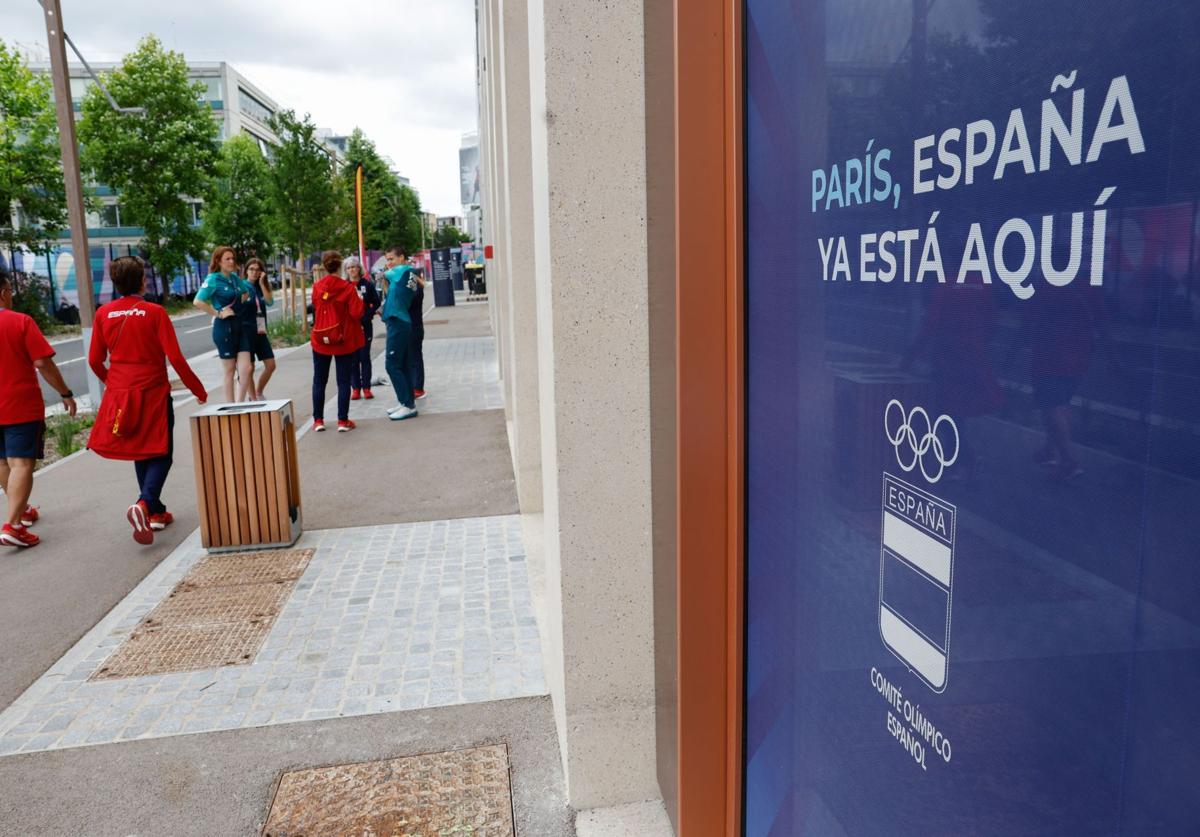 Villa donde se hospeda el equipo español para los Juegos Olímpicos de París 2024.