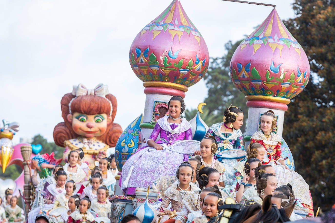 Las mejores imágenes de la Batalla de Flores 2024