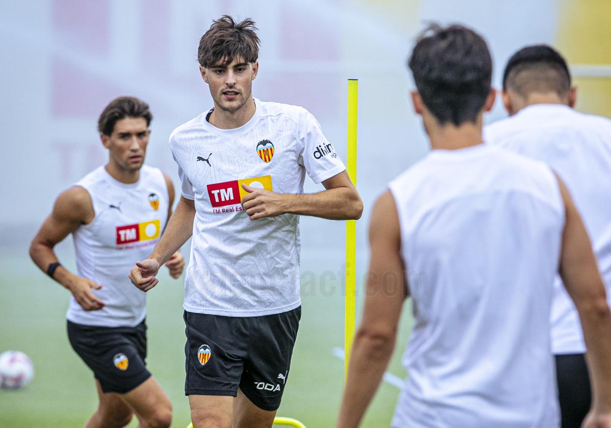 Javi Guerra, durante un entrenamiento.