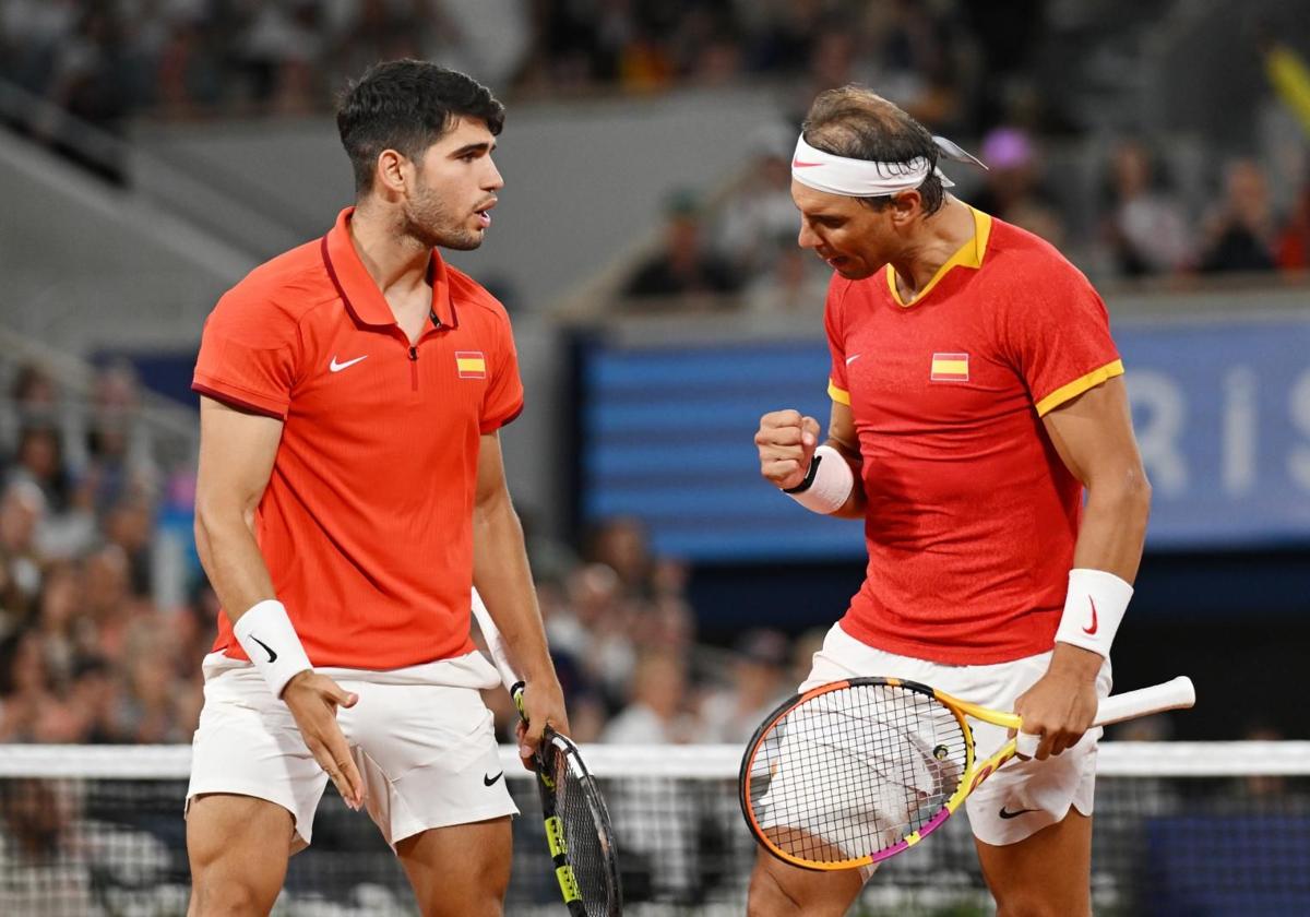 Nadal y Alcaraz, en su primer partido en estos Juegos Olímpicos de París.