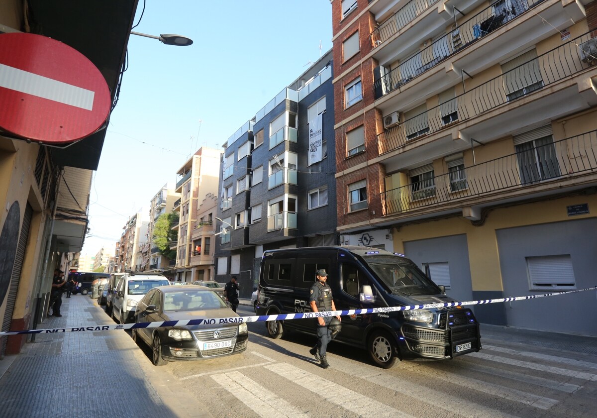 Desalojan a los okupas que intimidaban a los vecinos de Torrefiel 