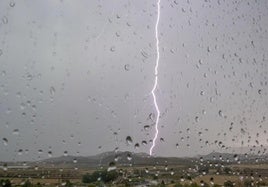 Las tormentas serán probables por la tarde.