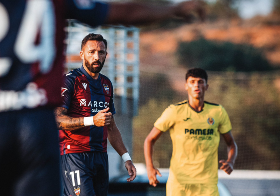 Morales durante el encuentro frente al filial groguet.